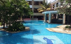Baobab Holiday Resort  3*